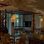 Hotel Mana & Sea 4*