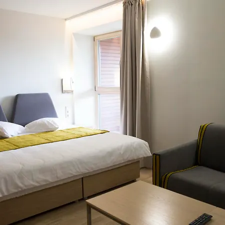 Hotel Mana & Sea 4*