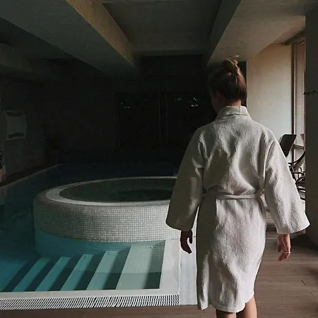 Mana Suites&sea 4*