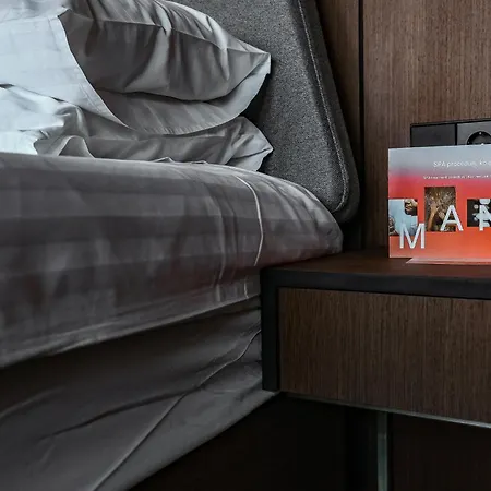 Hotel Mana & Sea 4*