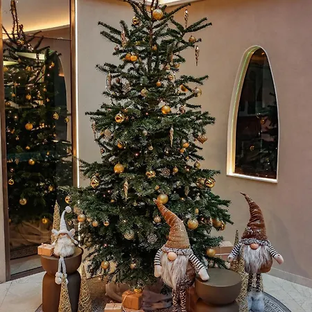 Viešbutis Mana & Sea 4*