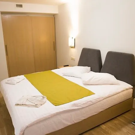 Mana & Sea Hotel 4*